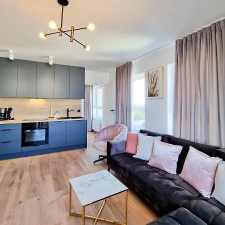 Visit Baltic - Sun Towers -2 Sypialnie - Parking Inklusive Swinoujscie