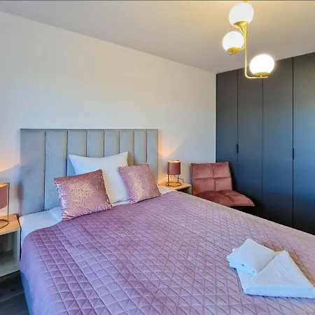 Visit Baltic - Sun Towers -2 Sypialnie - Parking Inklusive Apartamento