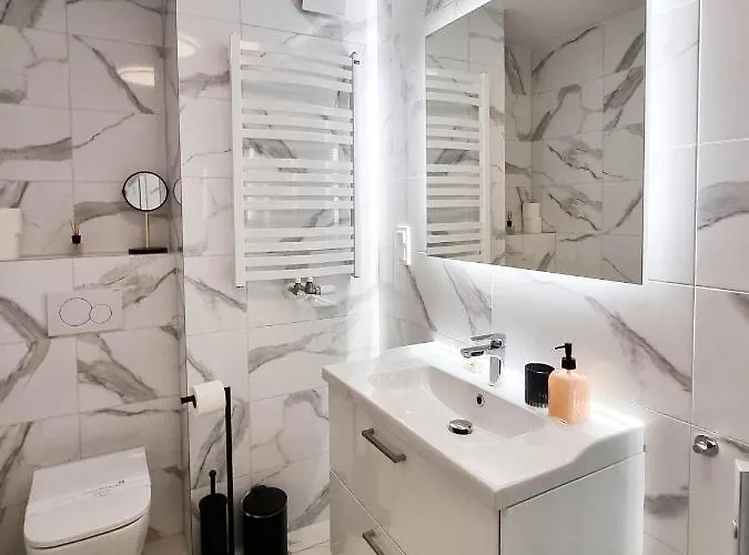 Visit Baltic - Sun Towers -2 Sypialnie - Parking Inklusive Apartamento